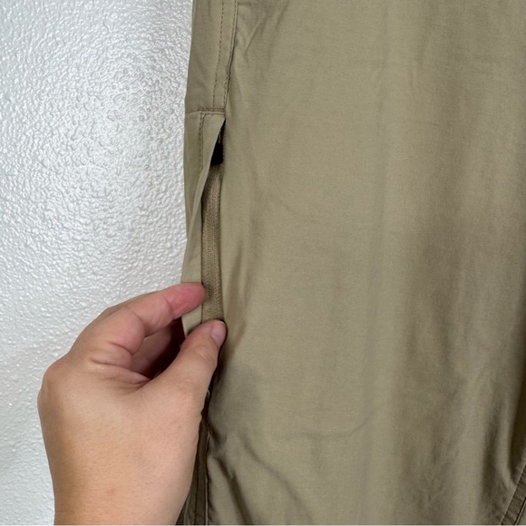 Eddie Bauer Men’s Tan Travex Pants Size 34x32 - Picture 3 of 7